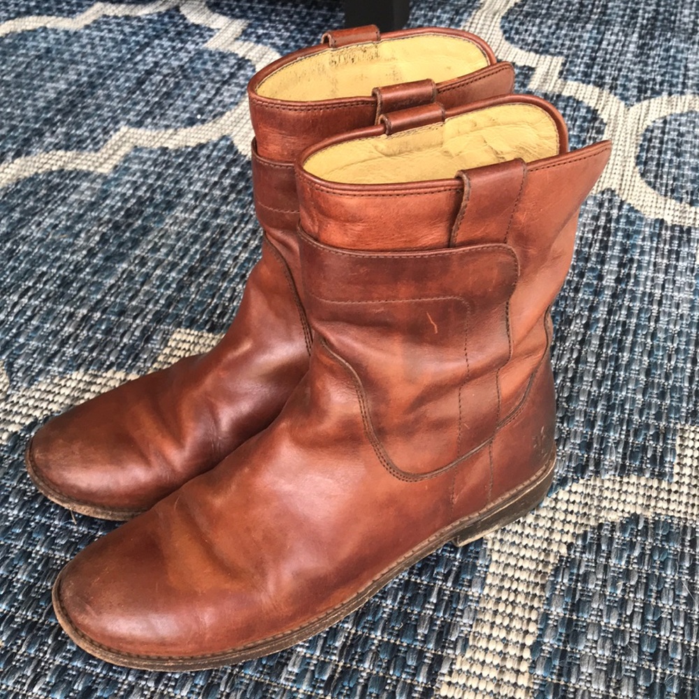 Frye Paige Short Boots